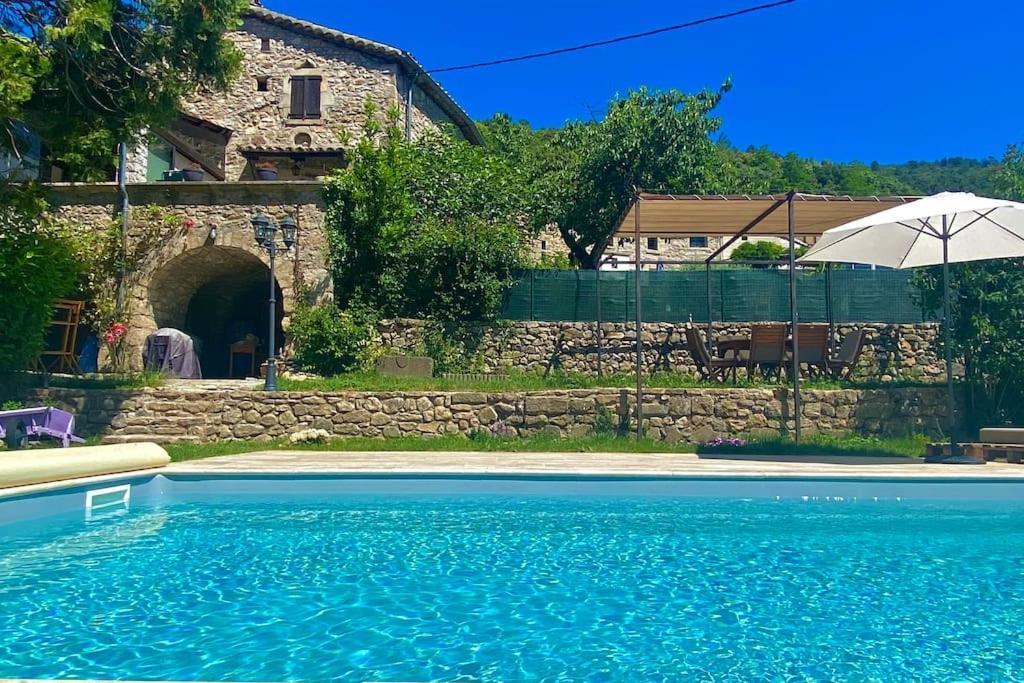 La Joannassiene, Maison Ardechoise De Caractere Exterior foto